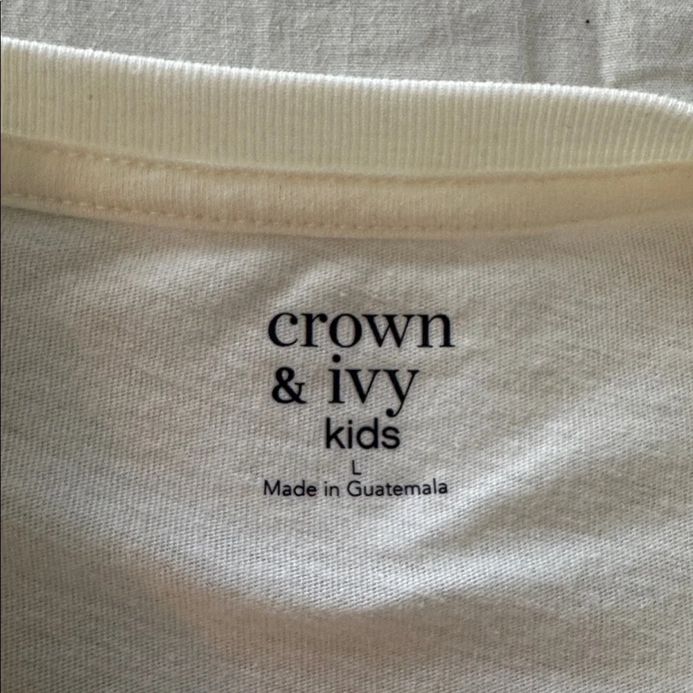 💕 2 for $15 - Boy’s Crown & Ivy Cream Long Sleeve Tee